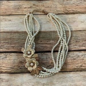 Pearl & Flower Necklace